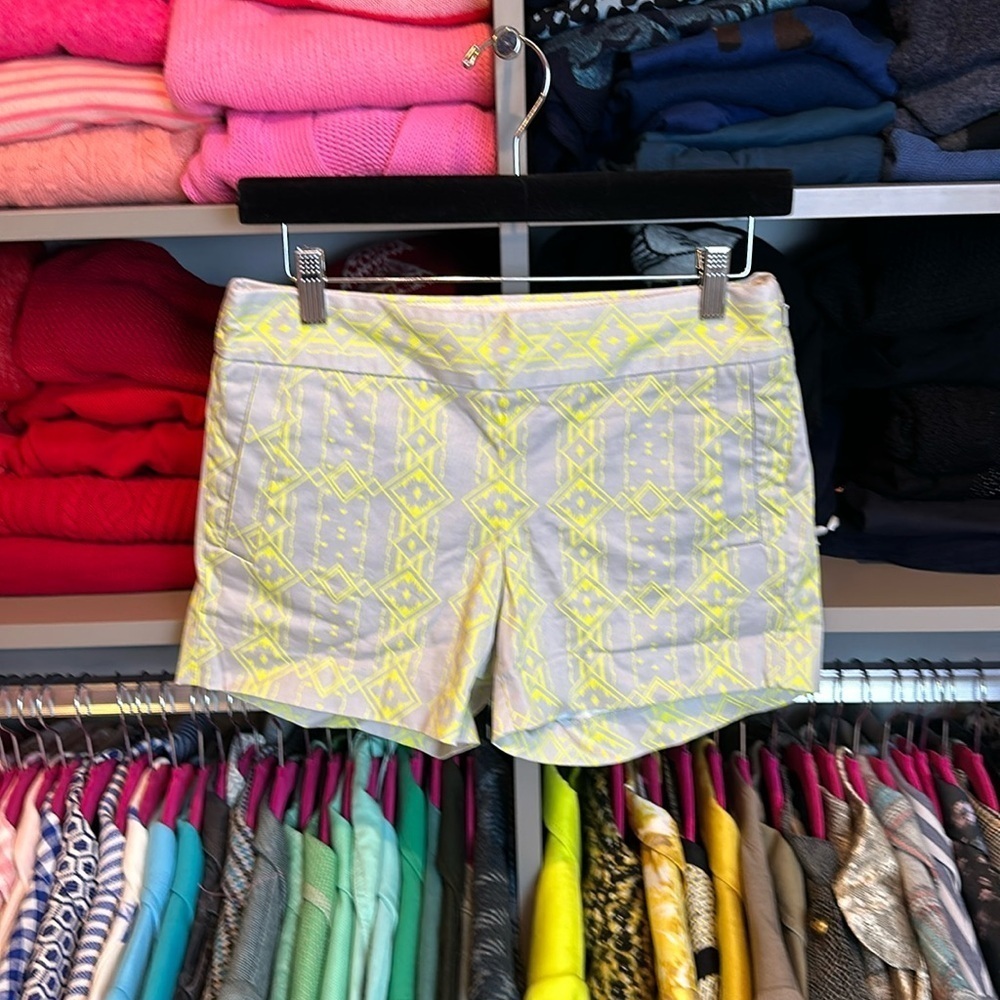 J Crew gray and yellow print 4” side zip shorts size 0